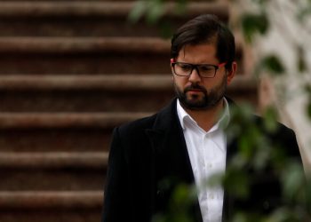 Cadem: 57% de los chilenos rechaza gestión del Presidente Boric