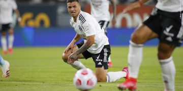 Colo Colo es goleado ante River y define su paso en la Copa en casa