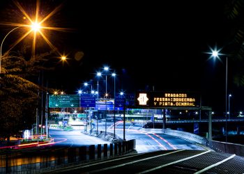 "Fue una experiencia horrible": habla mujer víctima de encerrona en túnel de Costanera Norte