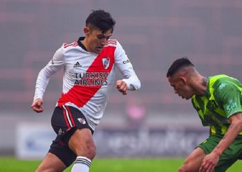 Pablo Solari frente a Aldosivi