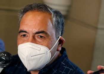 Senador Espinoza: «Nadie me va a obligar a hacer campaña por el apruebo»