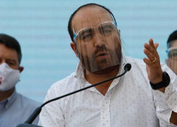 Arde la Falange: Directiva DC se querella contra ex presidente del partido, Fuad Chahín por Administración Desleal