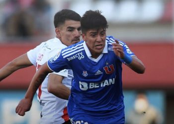 La U pierde 3-1 ante Curicó Unido y acerca el fantasma de la B