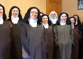 “Es un gesto que dignifica a Chile": Las Carmelitas Descalzas de San José de Maipo van por el "Apruebo"