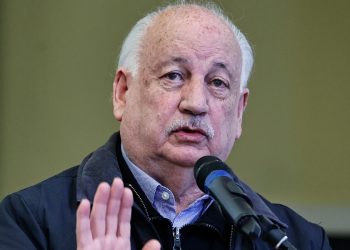 sarcasmo respondieron diputados a las palabras de Guillermo Tellier