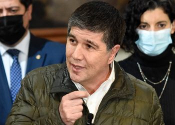 Subsecretario del Interior Manuel Monsalve tilda de "actos de violencia" las manifestaciones de los secundarios