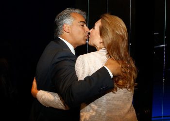 El emotivo mensaje de Marco Enríquez-Ominami a Karen Doggenweiler tras su salida de TVN