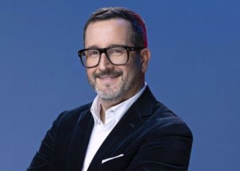 «Cómplice de la violencia»: Tuiteros atacan a Eduardo Fuentes por su nuevo programa