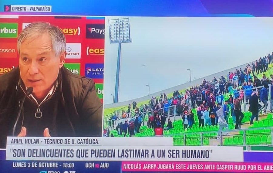 "Son delincuentes": Ariel Holan habla sobre los hechos violentos de hinchas de UC