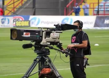Viralizan las horrorosas condiciones de trabajo de los camarógrafos de TNT Sports