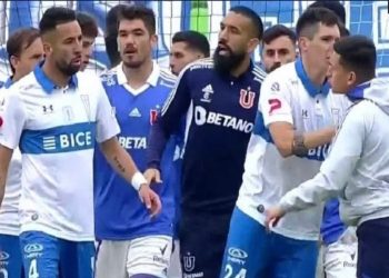 Jugadores de la U revelan duros dichos de Mauricio Isla en el momento del incidente