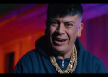 ¡Nada lo detiene!: René Puente pacta cita con reconocida influencer a restaurant de lujo