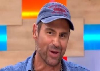 Paulo Iglesias recibió ola de críticas por ridiculizar al votante del Rechazo