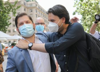 Vlado Mirosevic culpa a la guerra de Ucrania por la baja aprobación de Boric