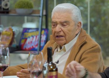 Pancho Saavedra desclasificó íntimo consejo de Don Francisco sobre su homosexualidad