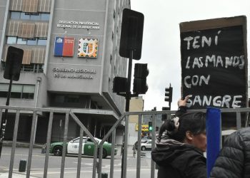 Cartel contra Gabriel Boric en La Araucanía, donde le gritaron merluzo