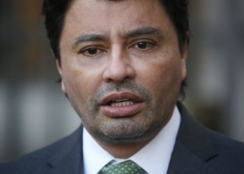 (VIDEO) Rodolfo Carter peleó con reportero en vivo