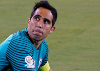 Claudio Bravo asegura que Chile estaba por «sobre el nivel» para jugar en Qatar