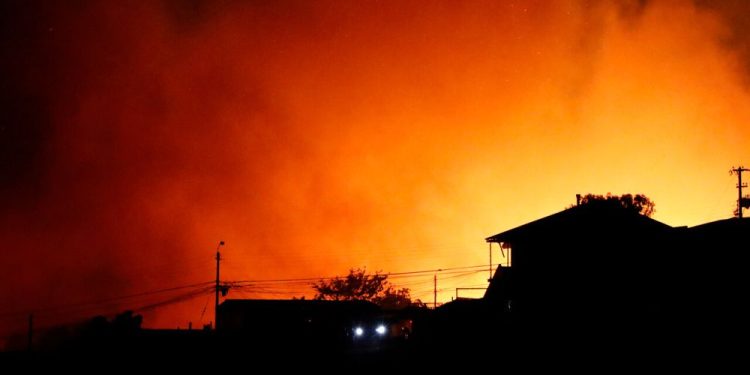 Mega incendio de Viña del Mar habría sido iniciado por drogadictos de Villa Nueva Esperanza
