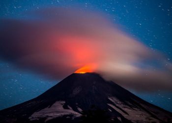 Volcán Villarrica podría entrar en erupción en cualquier momento