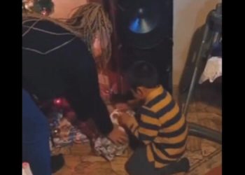 niño sandia navidad