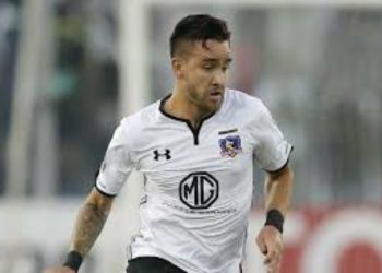 Hinchas de Colo Colo y la U