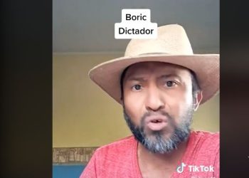 venezolano se hace viral con video cuyo titulo es boric dictador
