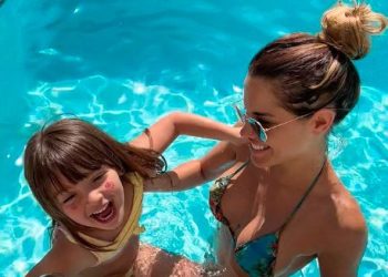 Destruyen a Gala en redes sociales por dejar de lado a su hija