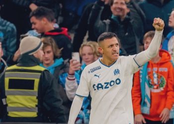 Alexis Sánchez incomodo en el Marsella: «Me tengo que sacrificar»