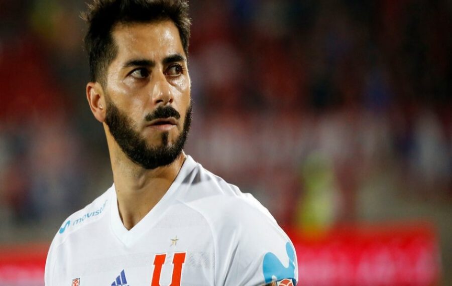 Johnny Herrera golpea brutalmente