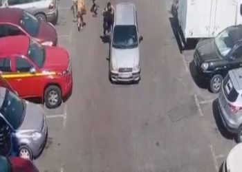 Una familia vive un asalto