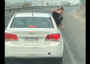 incomprensible ataque a piedrazos a conaf