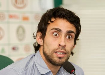 Jorge Valdivia borra su tatuaje de Daniela Aráguiz por el de otra mujer