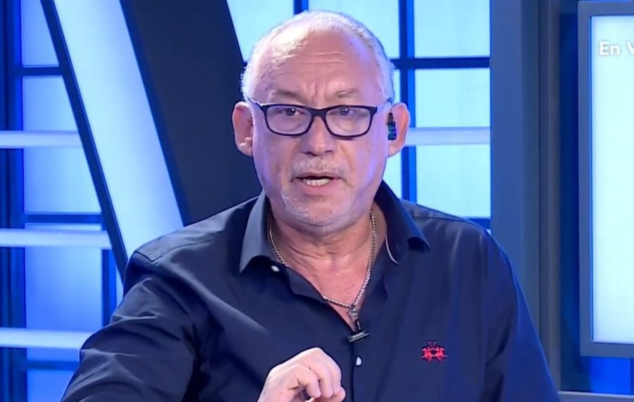 Mauricio Israel dejó la escoba