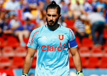 Johnny Herrera envió furioso mensaje