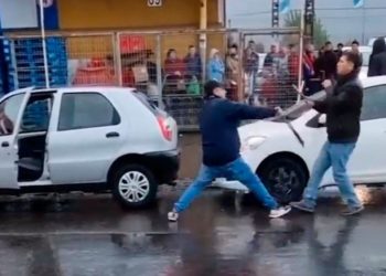 Dos conductores se enfrentaron