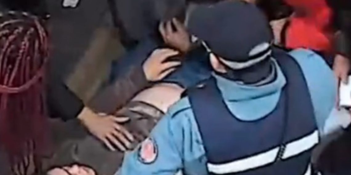Bebe nació en el metro