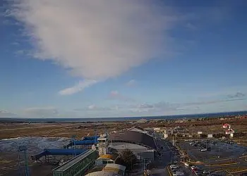 Aeropuerto de Punta Arenas retoma operaciones tras fuertes nevadas