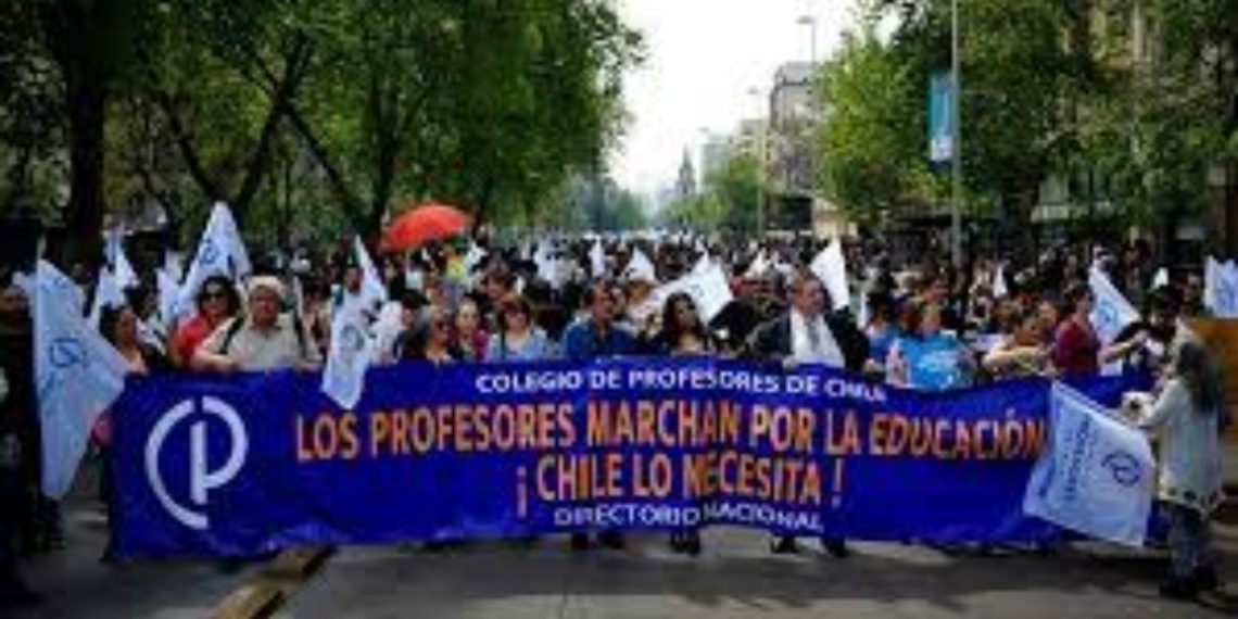 Colegio de Profesores llama a paro