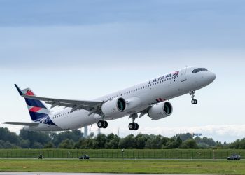 LATAM incorpora su primer Airbus A321neo y reanuda vuelos Santiago-Cusco