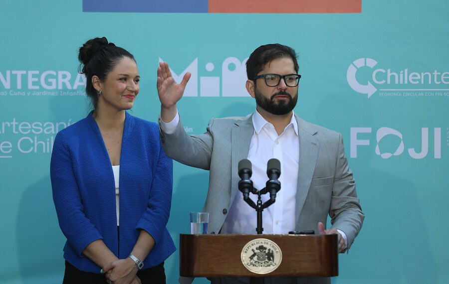 Boric e Irina Karamanos