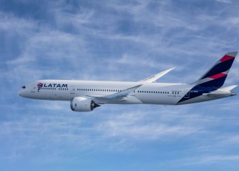 LATAM aumentó en un 31,2% su capacidad en vuelos internacionales, alcanzando el nivel más alto desde 2020