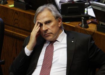 «Nazi» e «hipócrita»: Iván Moreira arremetió contra José Antonio Kast por sus dichos sobre guerra en Gaza