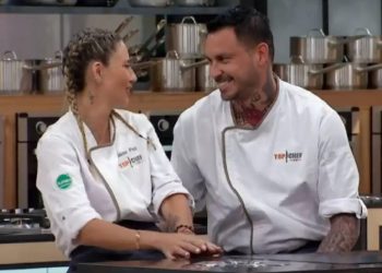 Mauricio Pinilla apareció