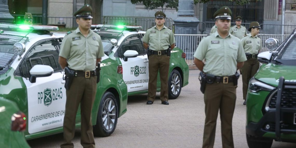 Cadem: Aprobación de Carabineros