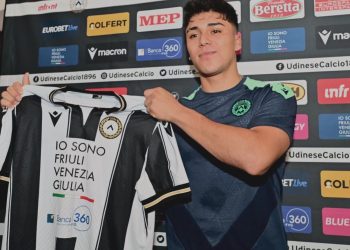 «Sería maravilloso si viniera aquí»: Damián Pizarro pidió a Alexis en su presentación en Udinese
