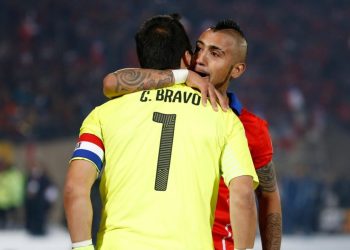 «Mentalidad diferente»: Bravo elogió a Vidal antes del Superclásico