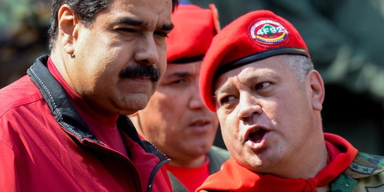 Maduro "renueva" el régimen con Diosdado Cabello en Interior