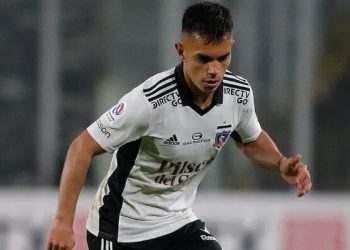 Vicente Pizarro terminó lesionado de la selección y preocupa en Colo Colo