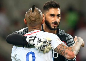 Vidal y Herrera se agarran a palos por polémico video en redes sociales